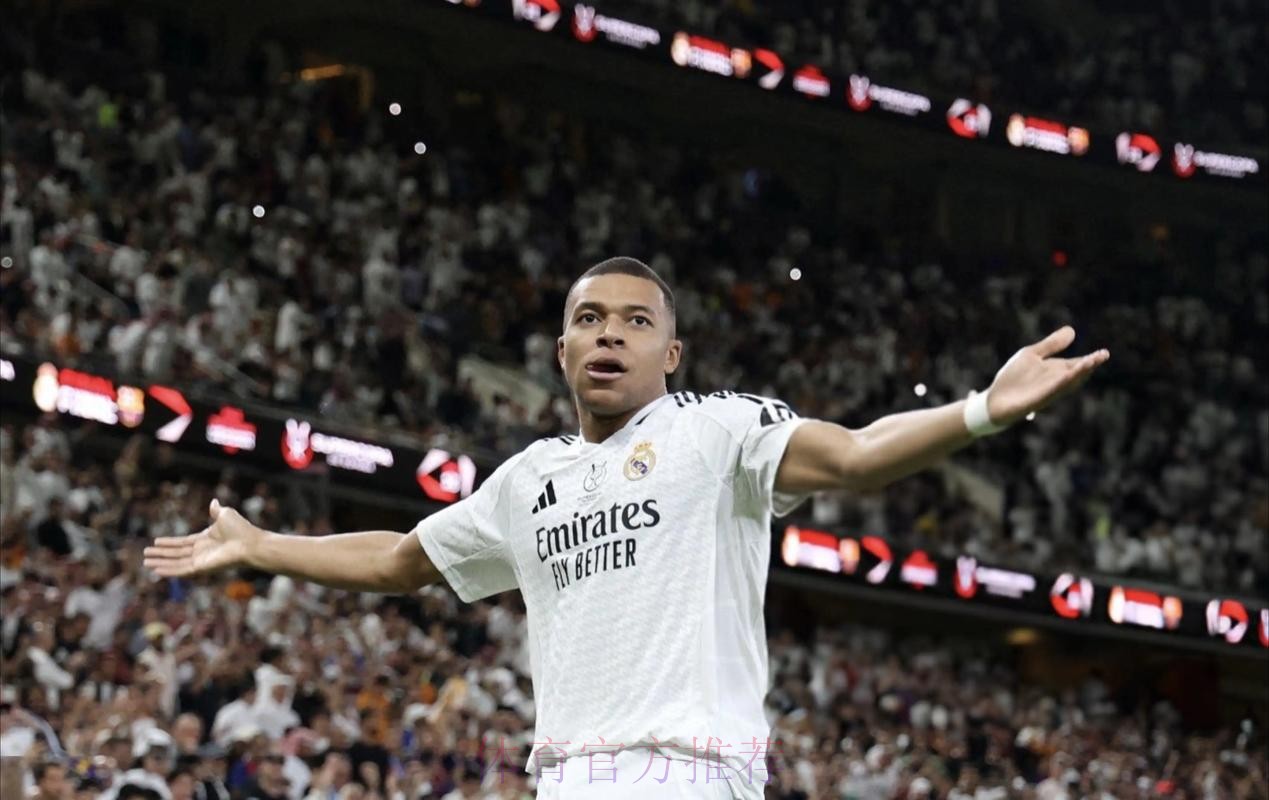 姆巴佩:C罗是皇马的GOAT 庆祝动作是献给他的 姆巴佩:C罗是皇马的GOAT 庆祝动作是献给他的